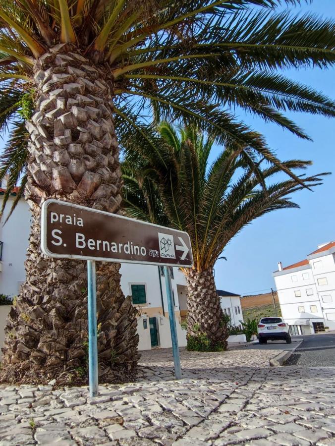 The Whale Beach House Atouguia Da Baleia Luaran gambar