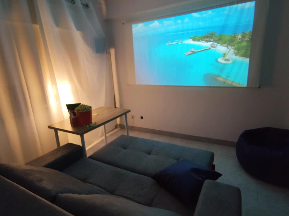 The Whale Beach House Atouguia Da Baleia Luaran gambar